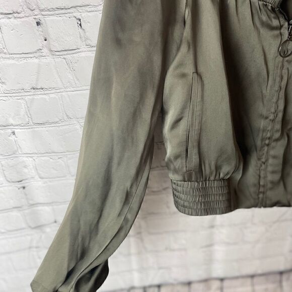 BCBGMaxAzria Marco Off-the-Shoulder Zip-Front Top - Picture 3 of 9